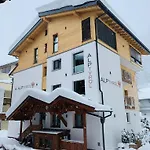 Apartment Quality Hosts Arlberg - Alptyrol