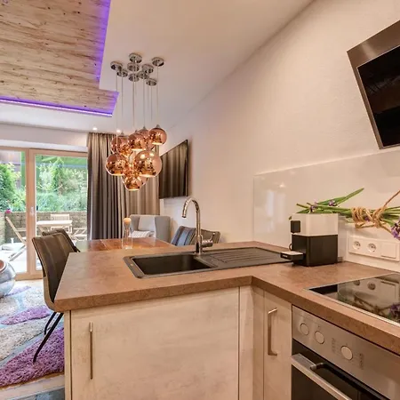 Quality Hosts Arlberg - Alptyrol *