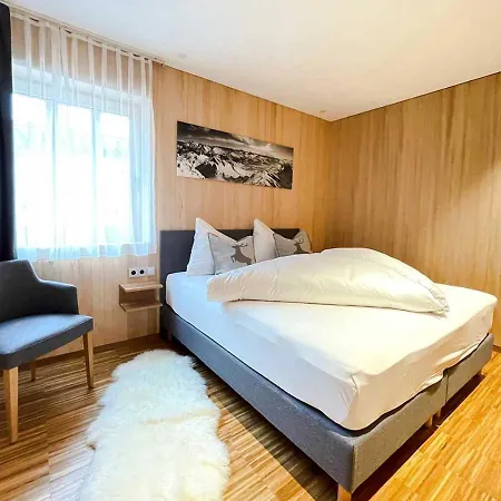 Quality Hosts Arlberg - Alptyrol * Σανκτ Αντόν αμ Άλμπεργκ