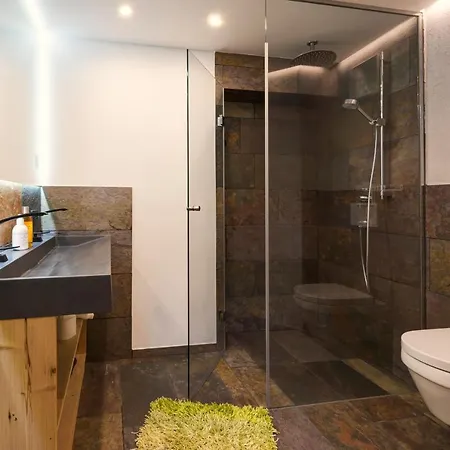 Quality Hosts Arlberg - Alptyrol Apartman