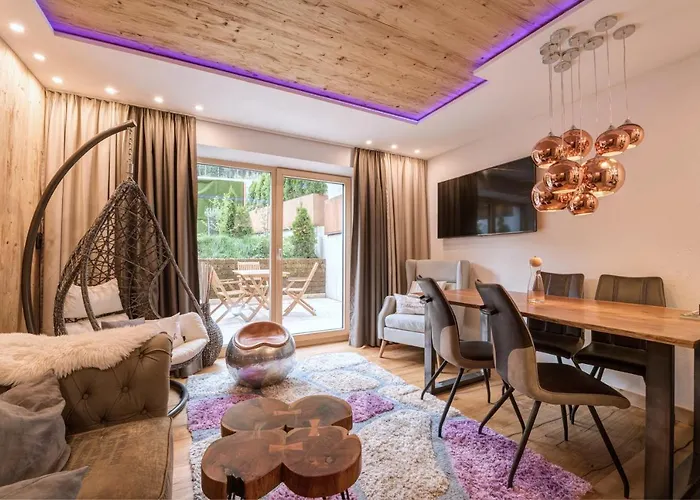 Quality Hosts Arlberg - Alptyrol 아파트